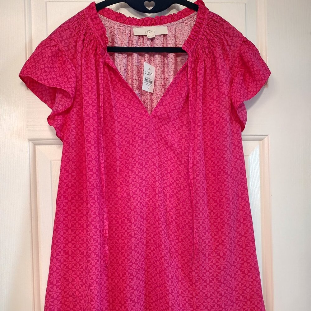 Women's XL Pink Tie Neck Flutter Shell